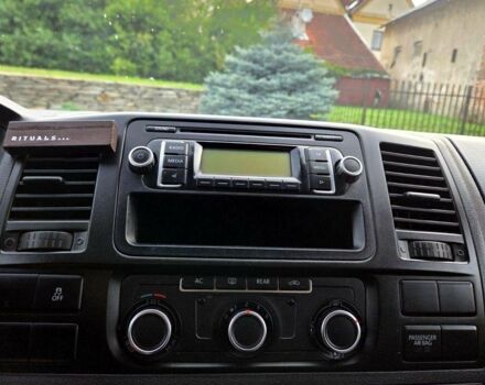 Коричневий Фольксваген Мультиван, об'ємом двигуна 2 л та пробігом 278 тис. км за 8000 $, фото 21 на Automoto.ua