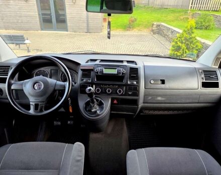 Коричневий Фольксваген Мультиван, об'ємом двигуна 2 л та пробігом 278 тис. км за 8200 $, фото 10 на Automoto.ua