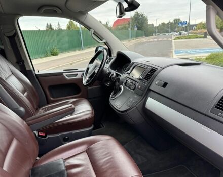 Коричневий Фольксваген Мультиван, об'ємом двигуна 2 л та пробігом 226 тис. км за 10200 $, фото 16 на Automoto.ua