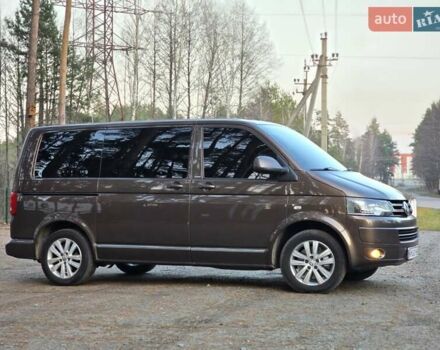 Коричневый Фольксваген Мультиван, объемом двигателя 1.97 л и пробегом 325 тыс. км за 25000 $, фото 4 на Automoto.ua