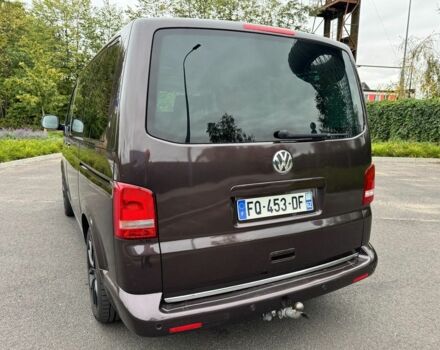 Коричневий Фольксваген Мультиван, об'ємом двигуна 2 л та пробігом 226 тис. км за 10200 $, фото 5 на Automoto.ua