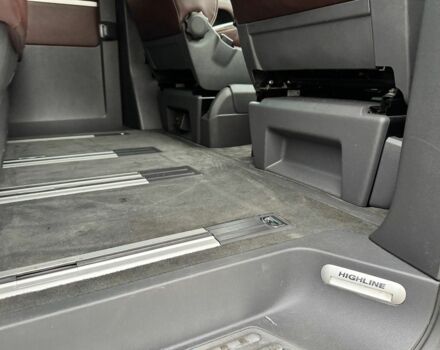 Коричневий Фольксваген Мультиван, об'ємом двигуна 2 л та пробігом 226 тис. км за 10200 $, фото 20 на Automoto.ua