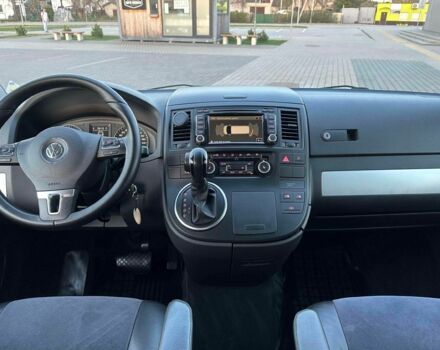 Фольксваген Мультиван 2013 у Запоріжжя на Automoto.ua Коричневий Фольксваген Мультиван, об'ємом двигуна 2 л та пробігом 202 тис. км за 9100 $, фото 13 на Automoto.ua