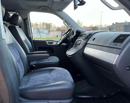 Фольксваген Мультиван 2013 у Запоріжжя на Automoto.ua Коричневий Фольксваген Мультиван, об'ємом двигуна 2 л та пробігом 202 тис. км за 9100 $, фото 16 на Automoto.ua