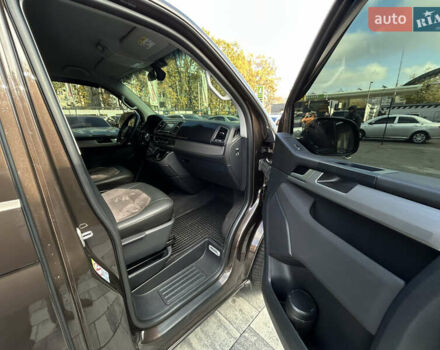 Фольксваген Мультиван 2017 в Виннице на Automoto.ua Коричневый Фольксваген Мультиван, объемом двигателя 1.97 л и пробегом 188 тыс. км за 39000 $, фото 29 на Automoto.ua