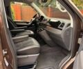 Коричневий Фольксваген Мультиван, об'ємом двигуна 2 л та пробігом 256 тис. км за 32700 $, фото 16 на Automoto.ua