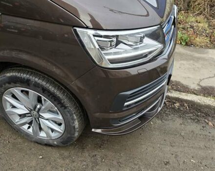 Коричневый Фольксваген Мультиван, объемом двигателя 2 л и пробегом 92 тыс. км за 59000 $, фото 4 на Automoto.ua