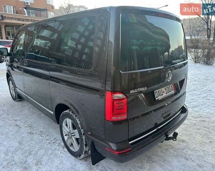Коричневий Фольксваген Мультиван, об'ємом двигуна 2 л та пробігом 254 тис. км за 36500 $, фото 10 на Automoto.ua