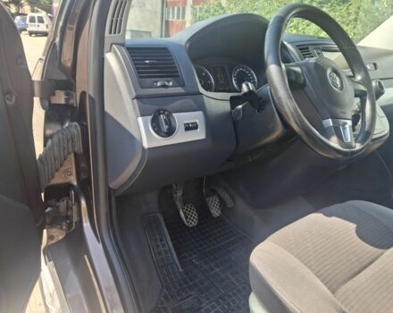 Коричневий Фольксваген Мультиван, об'ємом двигуна 2 л та пробігом 252 тис. км за 22000 $, фото 11 на Automoto.ua