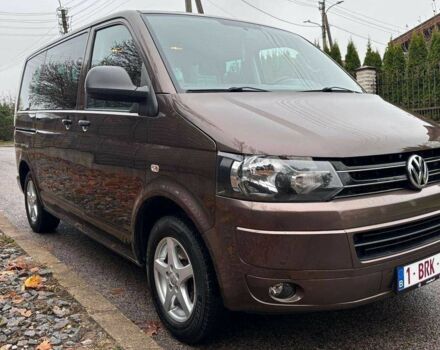 Коричневый Фольксваген Мультиван, объемом двигателя 2 л и пробегом 290 тыс. км за 8100 $, фото 1 на Automoto.ua