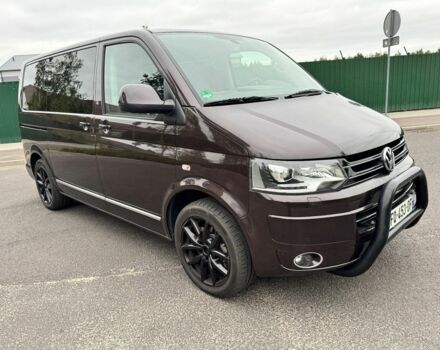 Коричневый Фольксваген Мультиван, объемом двигателя 2 л и пробегом 226 тыс. км за 10200 $, фото 1 на Automoto.ua