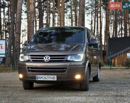 Коричневый Фольксваген Мультиван, объемом двигателя 1.97 л и пробегом 325 тыс. км за 25000 $, фото 1 на Automoto.ua