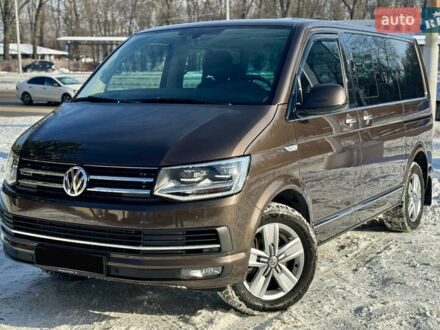 Коричневый Фольксваген Мультиван, объемом двигателя 1.97 л и пробегом 189 тыс. км за 38999 $, фото 1 на Automoto.ua