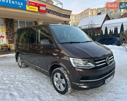 Коричневый Фольксваген Мультиван, объемом двигателя 1.98 л и пробегом 254 тыс. км за 36500 $, фото 1 на Automoto.ua