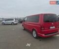 Красный Фольксваген Мультиван, объемом двигателя 1.97 л и пробегом 156 тыс. км за 21500 $, фото 2 на Automoto.ua