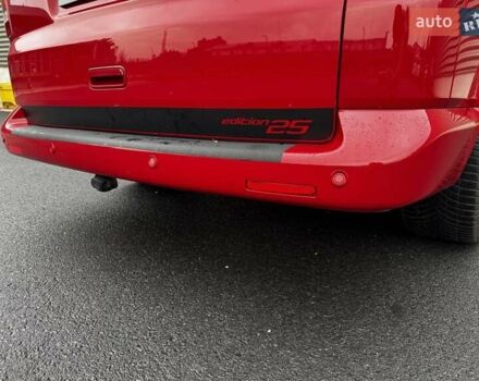 Червоний Фольксваген Мультиван, об'ємом двигуна 1.98 л та пробігом 203 тис. км за 26000 $, фото 11 на Automoto.ua