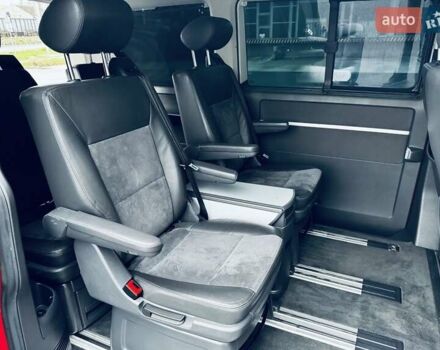 Червоний Фольксваген Мультиван, об'ємом двигуна 1.98 л та пробігом 203 тис. км за 26000 $, фото 18 на Automoto.ua