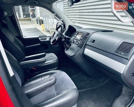 Червоний Фольксваген Мультиван, об'ємом двигуна 1.98 л та пробігом 203 тис. км за 26000 $, фото 19 на Automoto.ua