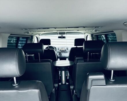 Червоний Фольксваген Мультиван, об'ємом двигуна 2 л та пробігом 203 тис. км за 8750 $, фото 20 на Automoto.ua