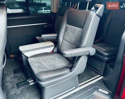 Червоний Фольксваген Мультиван, об'ємом двигуна 1.98 л та пробігом 203 тис. км за 26000 $, фото 17 на Automoto.ua