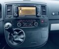 Червоний Фольксваген Мультиван, об'ємом двигуна 2 л та пробігом 203 тис. км за 8750 $, фото 22 на Automoto.ua