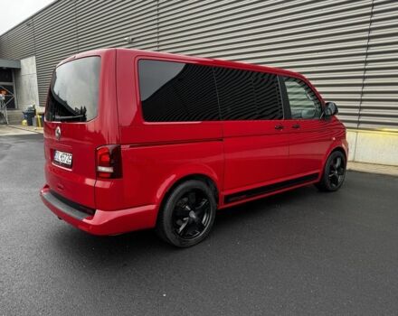 Червоний Фольксваген Мультиван, об'ємом двигуна 2 л та пробігом 203 тис. км за 8500 $, фото 10 на Automoto.ua