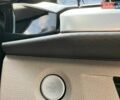 Красный Фольксваген Мультиван, объемом двигателя 1.4 л и пробегом 70 тыс. км за 79000 $, фото 47 на Automoto.ua