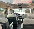 Красный Фольксваген Мультиван, объемом двигателя 1.4 л и пробегом 70 тыс. км за 79000 $, фото 18 на Automoto.ua