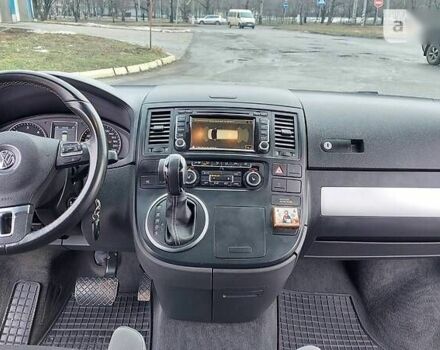 Фольксваген Мультиван, об'ємом двигуна 2 л та пробігом 225 тис. км за 27999 $, фото 25 на Automoto.ua