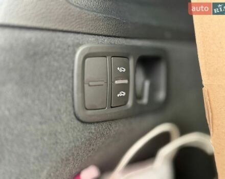 Фольксваген Мультиван, об'ємом двигуна 2.5 л та пробігом 282 тис. км за 9999 $, фото 15 на Automoto.ua