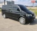 Фольксваген Мультиван, объемом двигателя 2.46 л и пробегом 300 тыс. км за 13000 $, фото 1 на Automoto.ua