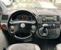 Фольксваген Мультиван, объемом двигателя 2.5 л и пробегом 278 тыс. км за 12800 $, фото 17 на Automoto.ua
