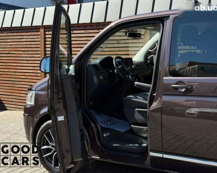 Фольксваген Мультиван, объемом двигателя 2 л и пробегом 194 тыс. км за 23000 $, фото 16 на Automoto.ua