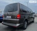 Фольксваген Мультиван, объемом двигателя 2 л и пробегом 215 тыс. км за 32000 $, фото 1 на Automoto.ua