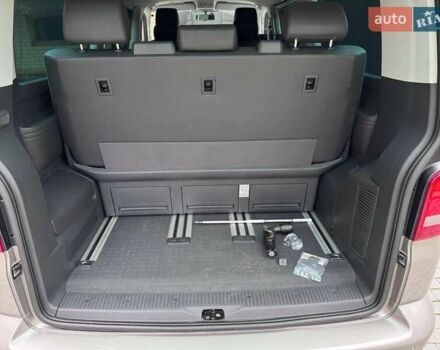 Фольксваген Мультиван, об'ємом двигуна 2 л та пробігом 100 тис. км за 35900 $, фото 15 на Automoto.ua