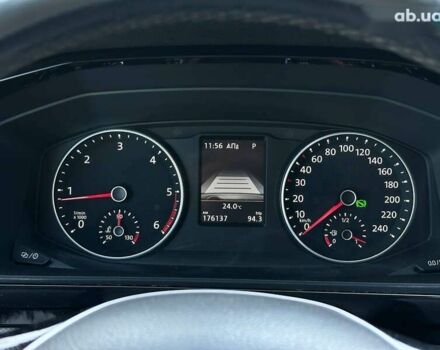 Фольксваген Мультиван, объемом двигателя 0 л и пробегом 176 тыс. км за 46300 $, фото 15 на Automoto.ua