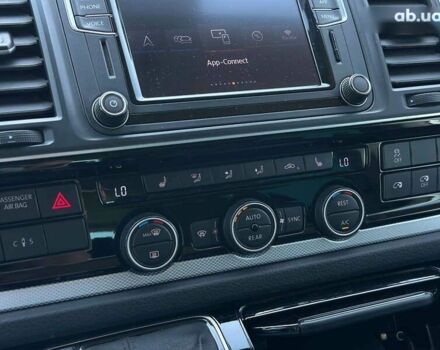 Фольксваген Мультиван, объемом двигателя 0 л и пробегом 176 тыс. км за 46300 $, фото 2 на Automoto.ua