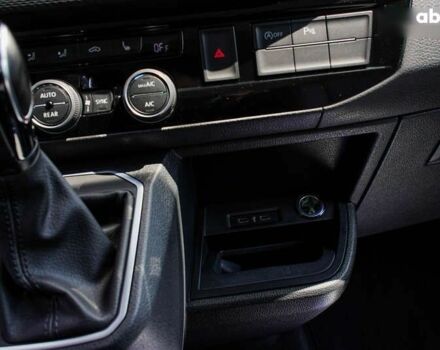 Фольксваген Мультиван, объемом двигателя 2 л и пробегом 126 тыс. км за 49999 $, фото 25 на Automoto.ua