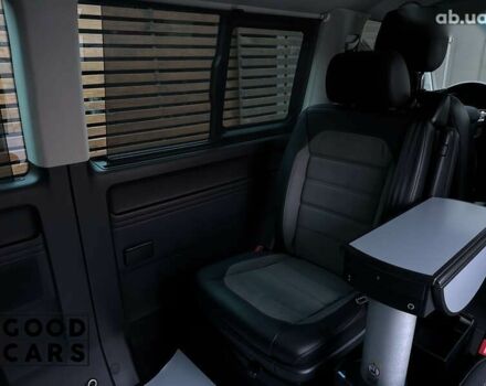 Фольксваген Мультиван, объемом двигателя 2 л и пробегом 119 тыс. км за 55000 $, фото 29 на Automoto.ua