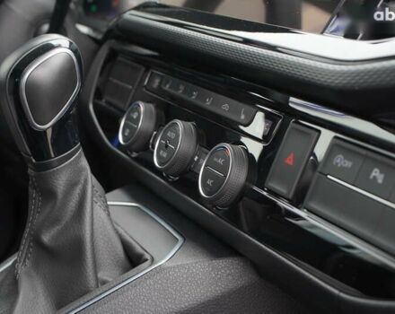 Фольксваген Мультиван, об'ємом двигуна 2 л та пробігом 126 тис. км за 49999 $, фото 23 на Automoto.ua