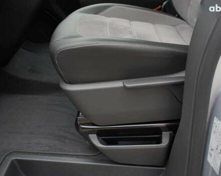 Фольксваген Мультиван, об'ємом двигуна 2 л та пробігом 126 тис. км за 49999 $, фото 15 на Automoto.ua