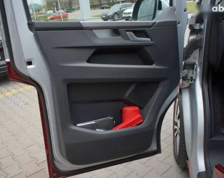 Фольксваген Мультиван, об'ємом двигуна 2 л та пробігом 126 тис. км за 49999 $, фото 12 на Automoto.ua