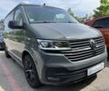 Фольксваген Мультиван, объемом двигателя 2 л и пробегом 4 тыс. км за 88466 $, фото 1 на Automoto.ua