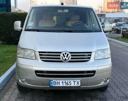 Жовтий Фольксваген Мультиван, об'ємом двигуна 2.5 л та пробігом 370 тис. км за 10999 $, фото 6 на Automoto.ua