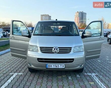 Жовтий Фольксваген Мультиван, об'ємом двигуна 2.5 л та пробігом 370 тис. км за 10999 $, фото 26 на Automoto.ua