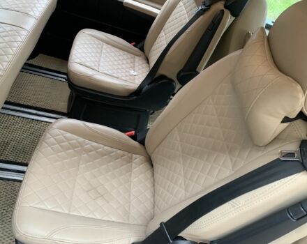 Серый Фольксваген Мультиван, объемом двигателя 2 л и пробегом 164 тыс. км за 32900 $, фото 2 на Automoto.ua