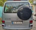 Сірий Фольксваген Мультиван, об'ємом двигуна 2.37 л та пробігом 375 тис. км за 5300 $, фото 6 на Automoto.ua