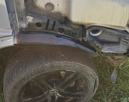 Сірий Фольксваген Мультиван, об'ємом двигуна 2.5 л та пробігом 420 тис. км за 12000 $, фото 7 на Automoto.ua