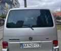 Серый Фольксваген Мультиван, объемом двигателя 2.77 л и пробегом 555 тыс. км за 5999 $, фото 2 на Automoto.ua