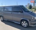Серый Фольксваген Мультиван, объемом двигателя 2.46 л и пробегом 210 тыс. км за 13700 $, фото 3 на Automoto.ua